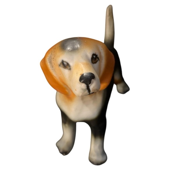 Vintage Ceramic 4 Inch Beagle Figurine​ - Picture 4 of 5